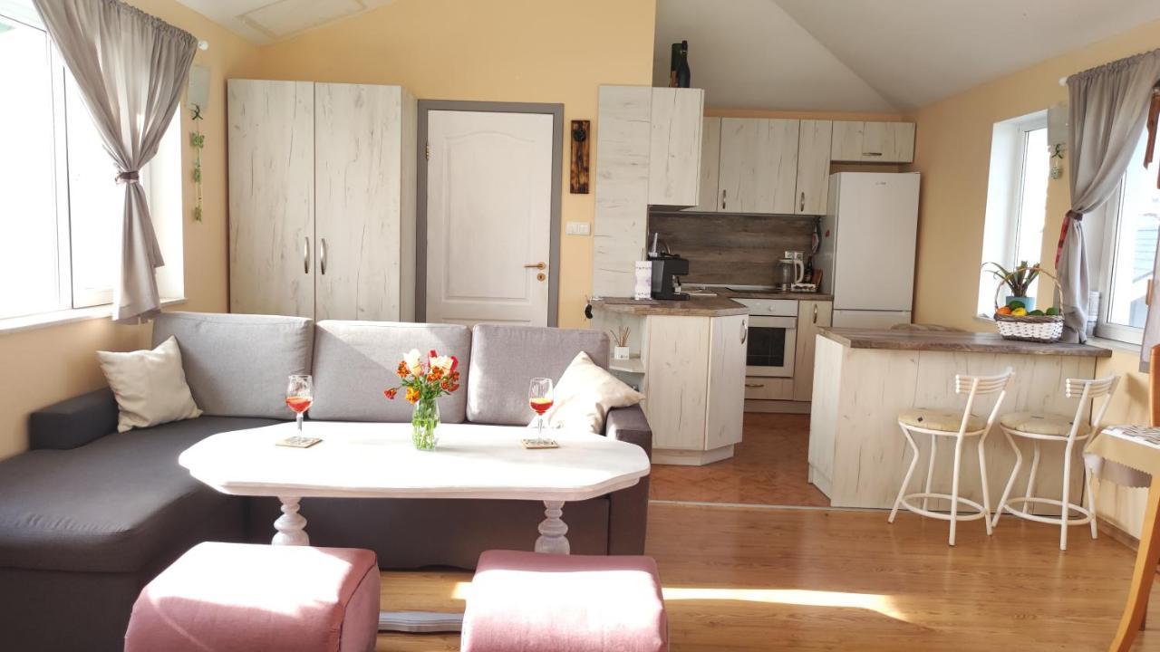 Trakata Villa Apartments Варна Экстерьер фото